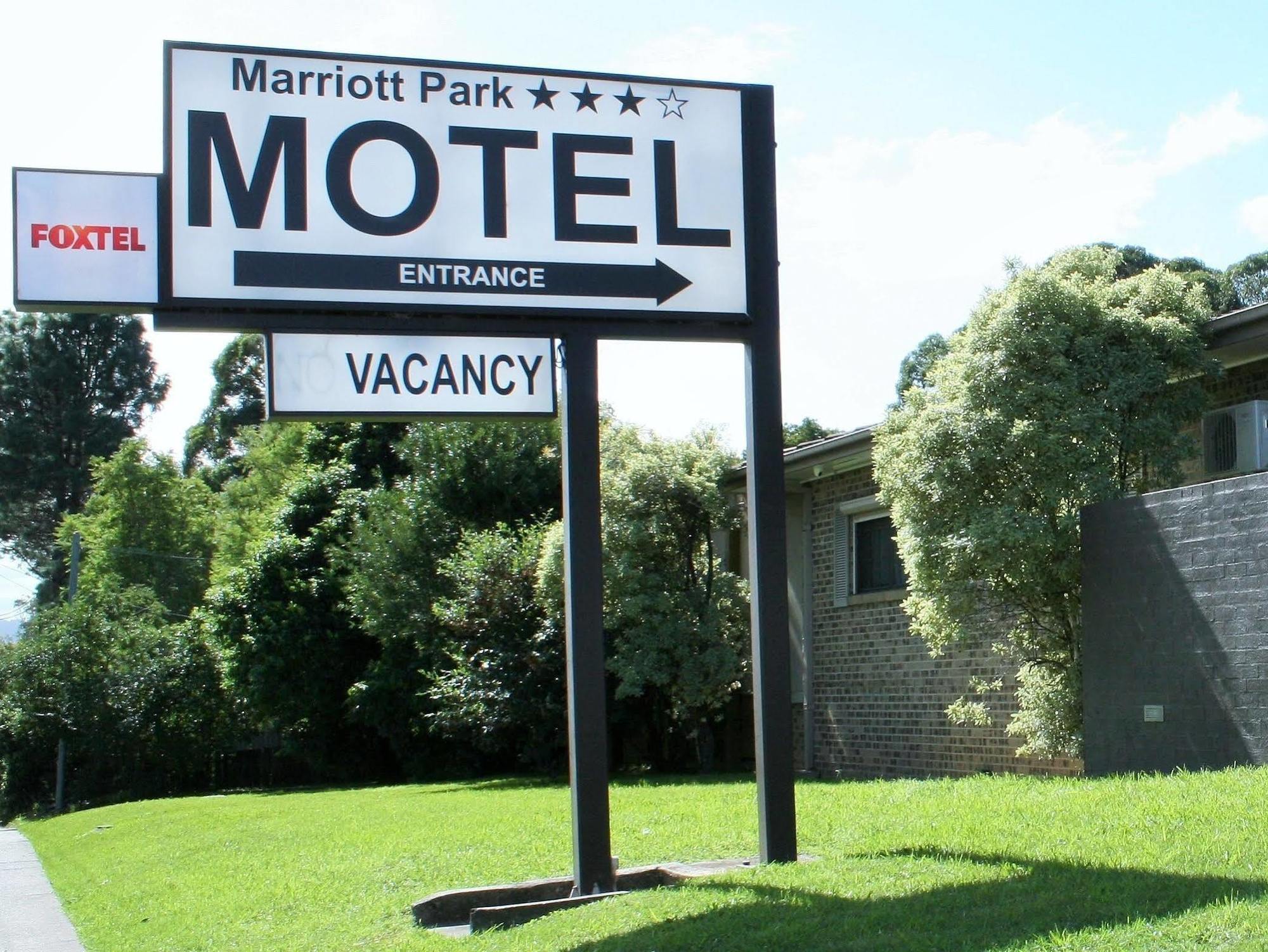 Marriott Park Motel Нора Экстерьер фото